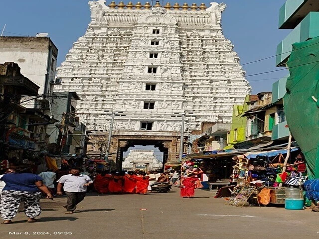 Govindarajula swamy gudi, Tirupati