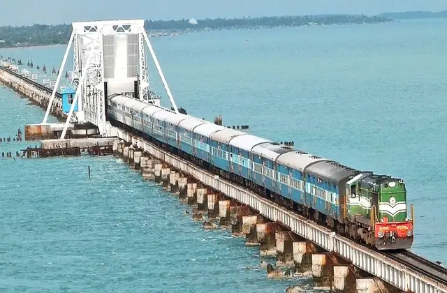 top train journeys in India in telugu