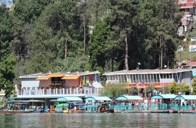 OOTY LAKE IN PLACEAS TO VISIT IN OOTY