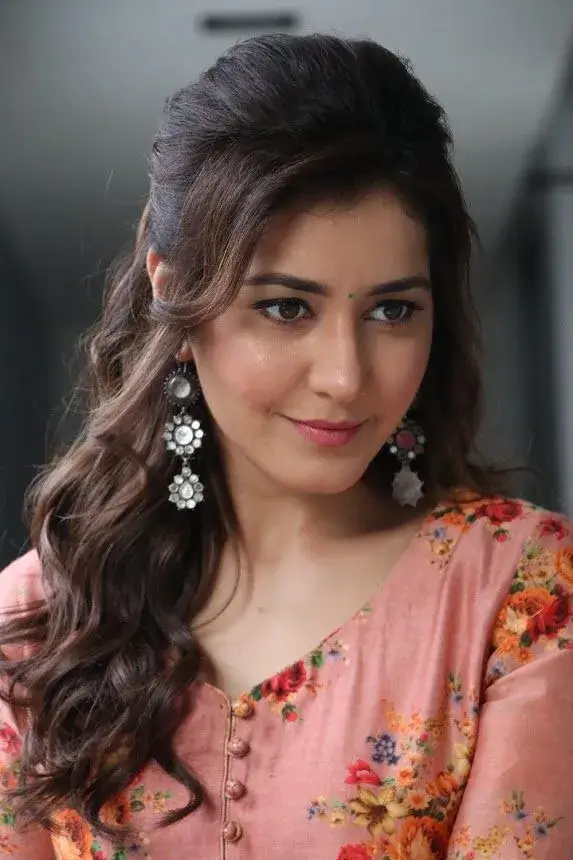 Raashi Khanna