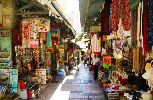 TIBETAN MARKET IN PLACES TO VISIT IN OOTY