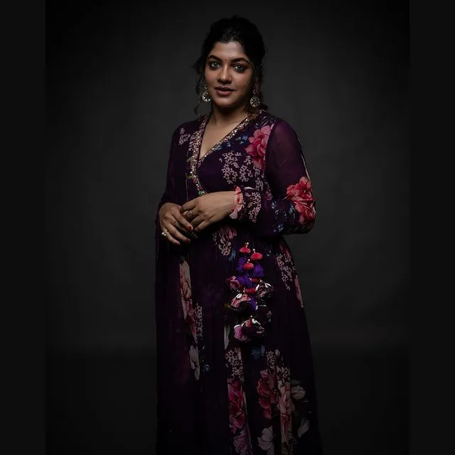 aparna balamurali lifestyle and photos