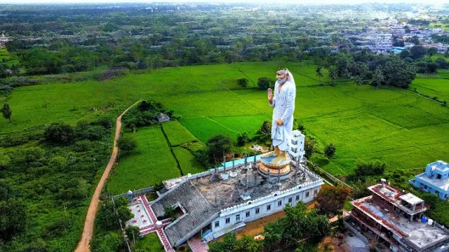 Yadagirigutta temple and surrounding visiting places