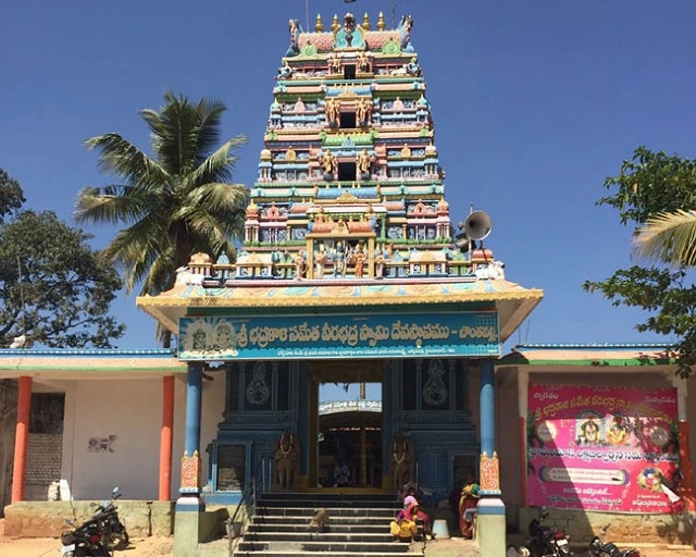 Yadagirigutta temple and surrounding visiting places