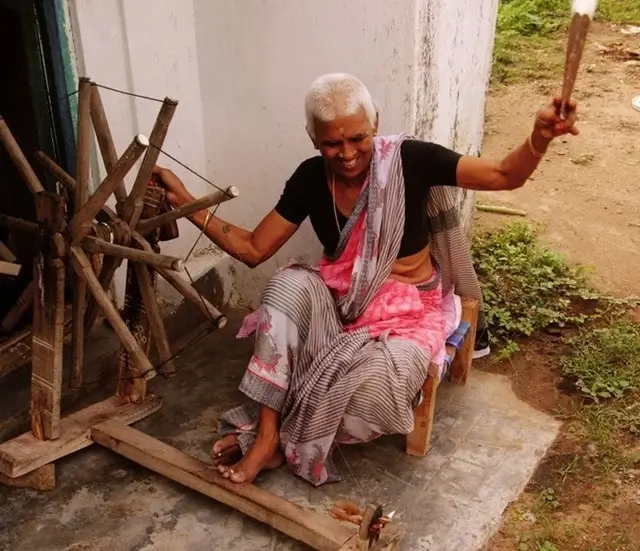 ponduru khadi spinning
