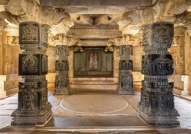 Hazara Rama Temple hampi 