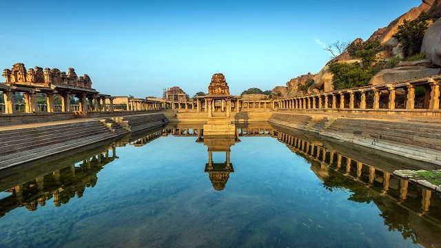 Krishna Pushkarini hampi 