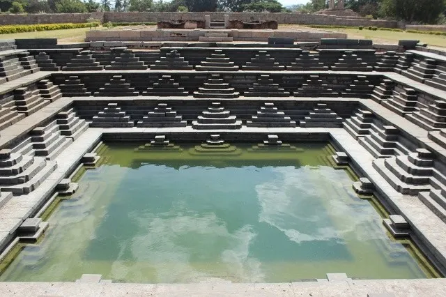 Queen's Bath hampi