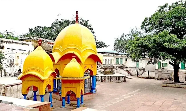 chitrakoot bharat milap temple
