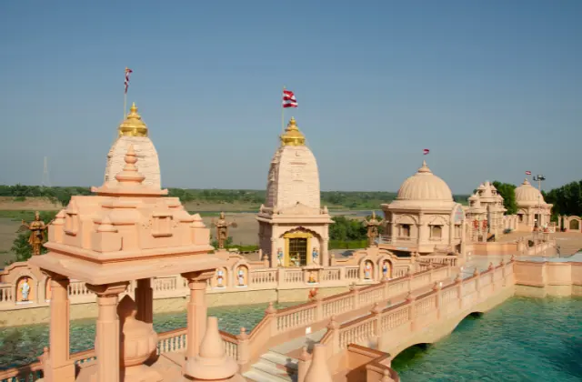 poicha temple attractions gujarat